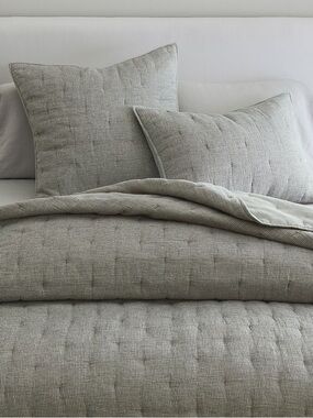 Pottery Barn NWT Light Gray Linen Cotton Reversible Comforter King